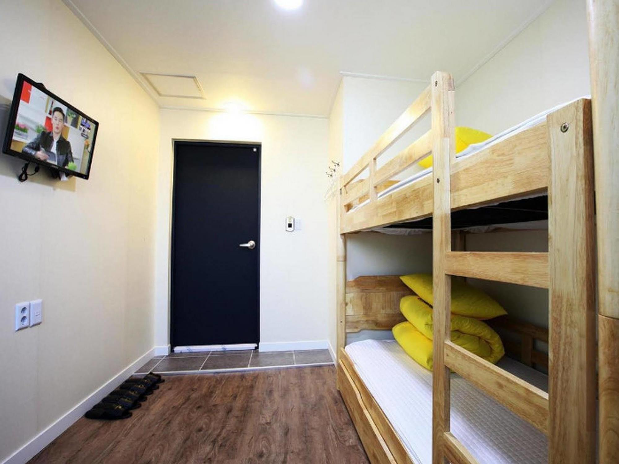 24 Guesthouse Myeongdong Avenue Seul Exterior foto